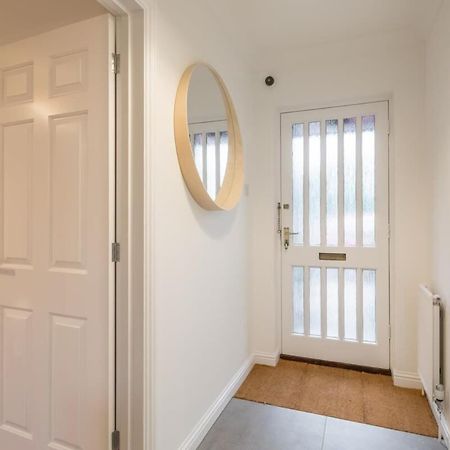 Lovely 1 Bed Apartment With Free Parking & Garden 캠브리지 외부 사진